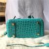 FD64102940 Herbst und Winter neue Platin Macaron Serie Krokodilmuster tragbare Schulter Rindsleder Tasche 25CM