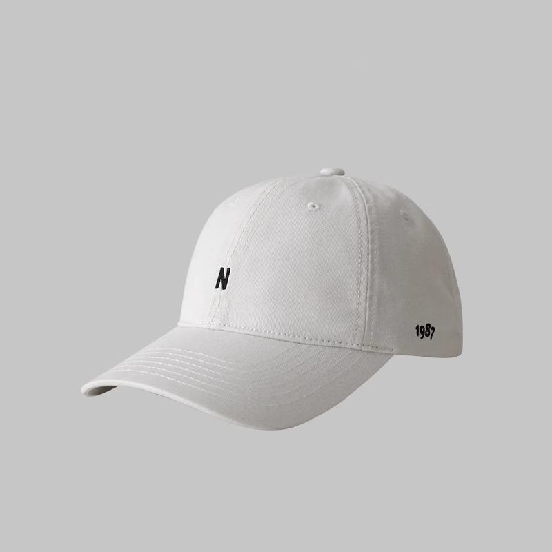 N-letter Embroidered Duckbill Cap for Sun Protection and Small Face, Versatile Soft Top Baseball Cap for Men and Women