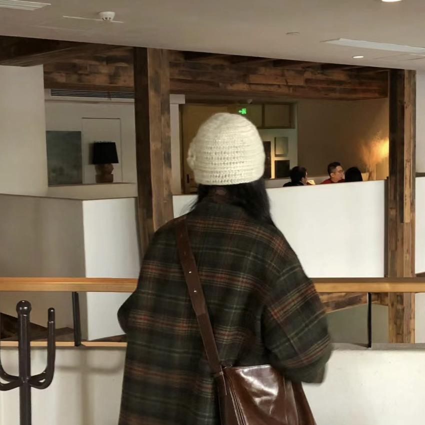 

(Sister Teng) Fine Sequin Flower Knitted Hat Children s Winter Warm Versatile Hand Crocheted Wool Hat one size fits all бежевий