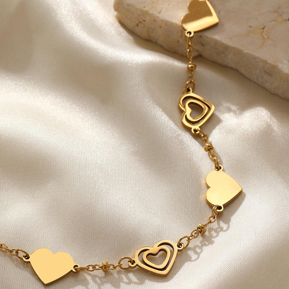 Stainless Steel Bracelets Fresh Double Heart Design Openwork Carving Noble Bracelets For Women Jewelry Luxuries Banquet Gifts