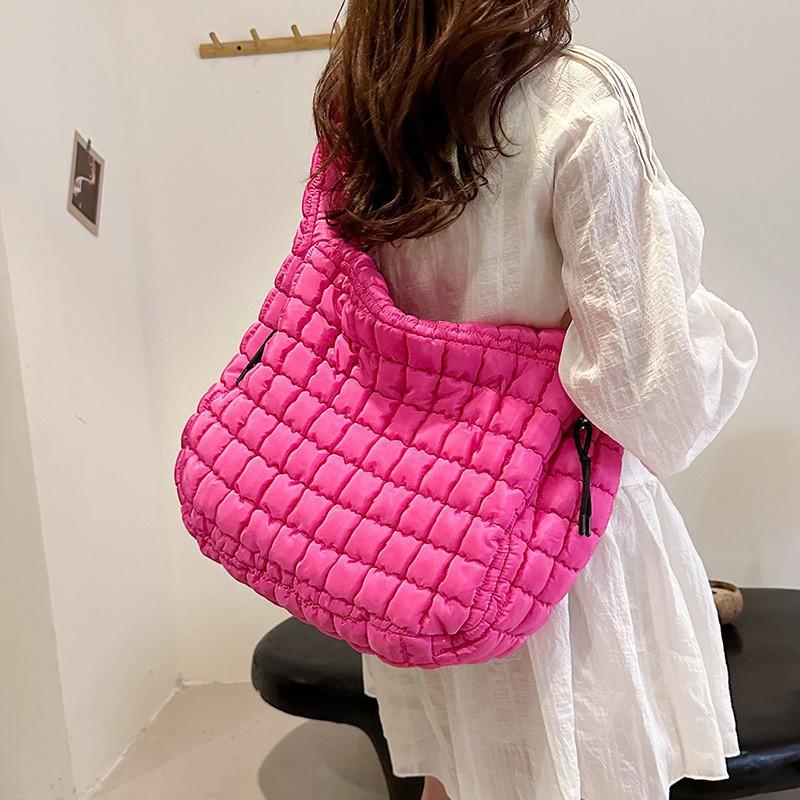 Popular Pleated Cloud Bag Fashionable One-shoulder Portable Dumpling Large Capacity Down Cotton Underarm Female