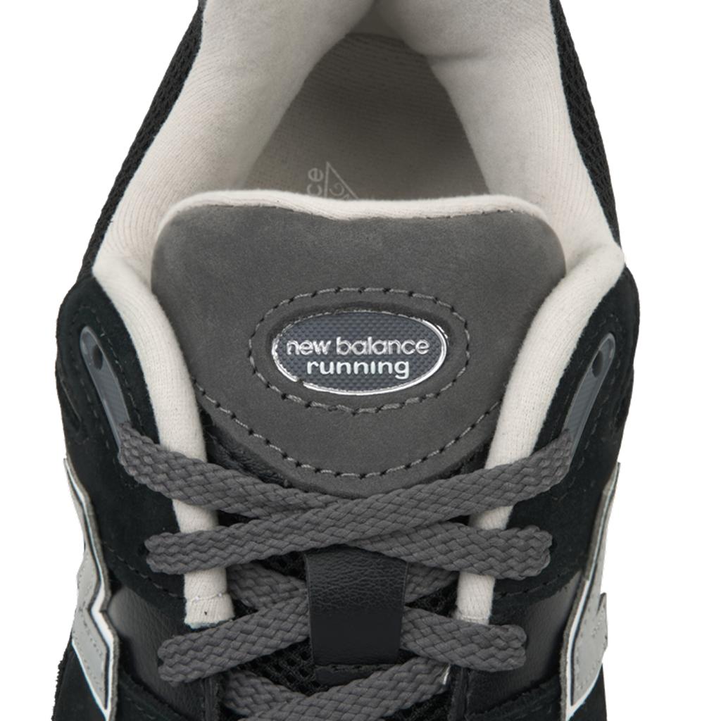 New Balance 2002R Black Castlerock Unisex Sneakers Timberwolf M2002RNC