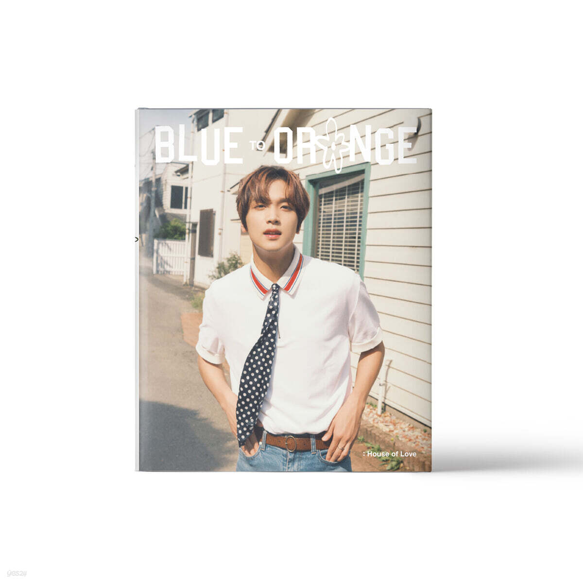 

NCT 127 (NCT 127) - NCT 127 PHOTOBOOK [BLUE TO ORANGE : House of Love][HAECHAN]