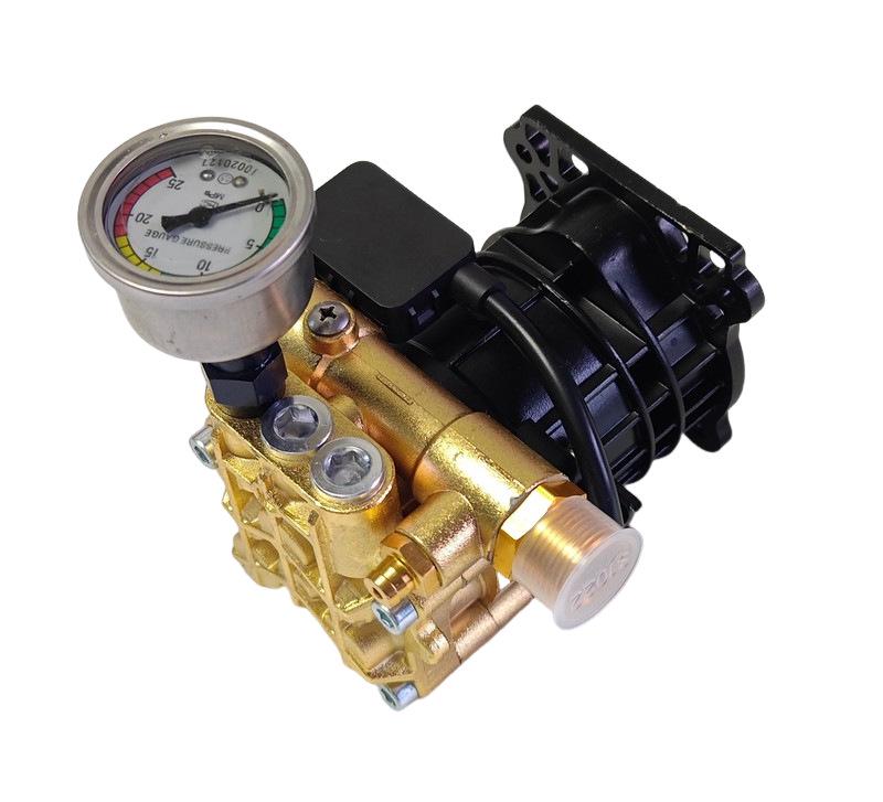 Pompă cu piston de înaltă presiune cu acționare directă pentru curățarea mașinilor, aparatelor de aer condiționat și mașinilor