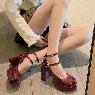 2024High Heels Damen Frühling Herbst Pumps Schuhe Rot Schwarz Retro Dicke Sohle Jane Knöchelschnalle 9cm Klobig