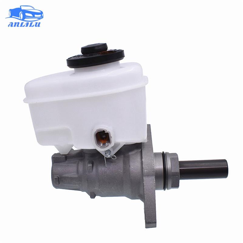 Suitable for 02-09 To-yota Land Cruiser grj120 grj125 rzj120 rzj120 trj120 trj125 high quality brake master cylinder 47028-60010