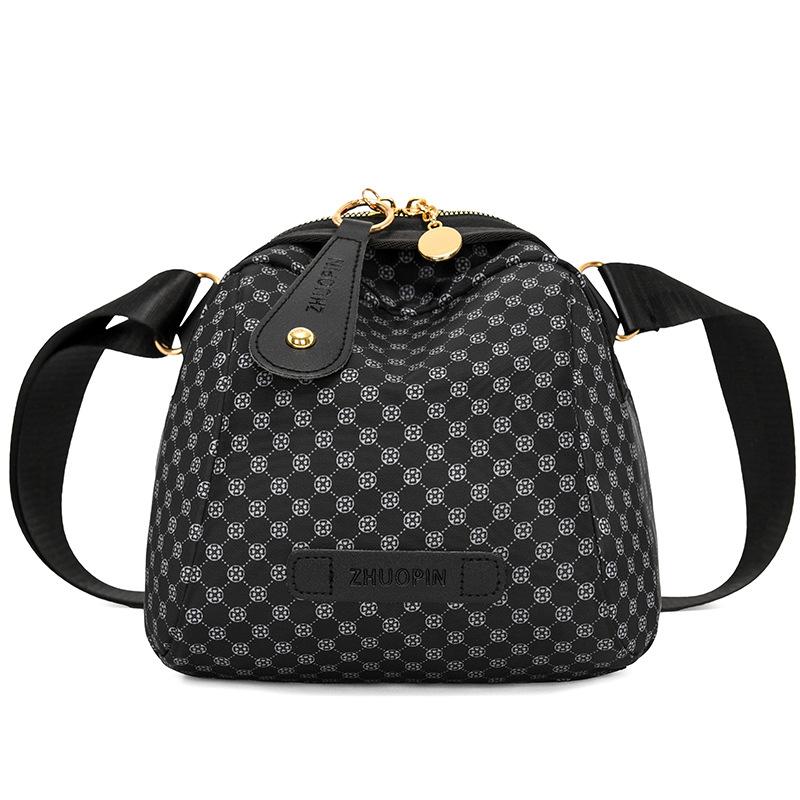 

New shoulder small bag women s casual versatile women s shell bag fashionable large-capacity messenger bag чёрный