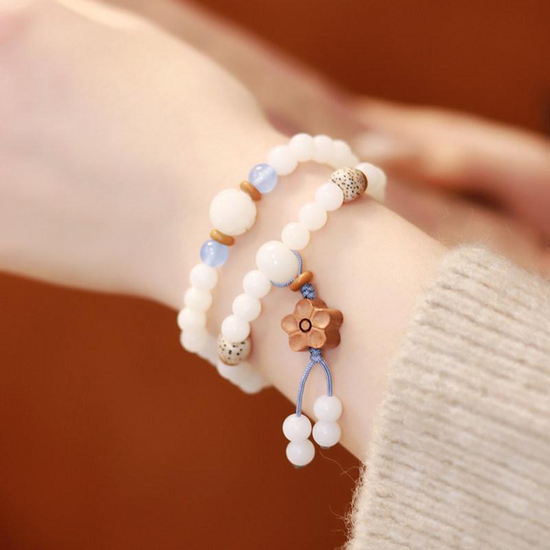

White Night Blue Star is a natural white jade bodhi bracelet, a cute fortune bead, a metaphysical jewelry, a gift for women 15-16cm Fits wrist size