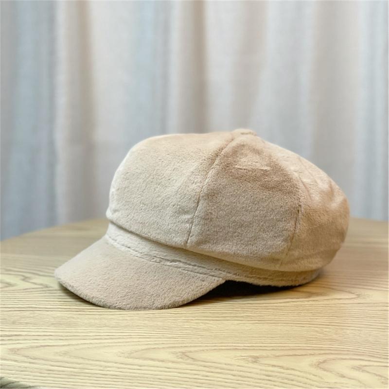 Popular Plush Beret Hat for Women Furry Fauxfur Octagonal Cap Driver Hat Sweet Girl Shelby Cap for Winter and Autumn