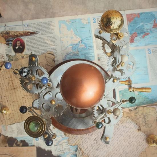 45.72 Cm Luxury Art Piece for Book Shelves Brass and Steel Orrery A Functional Model of the Solar System with Planets