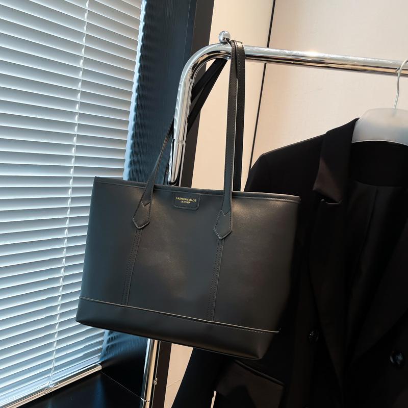 Women's bag casual niche shoulder bag textured commuter large-capacity bag new popular tote bag