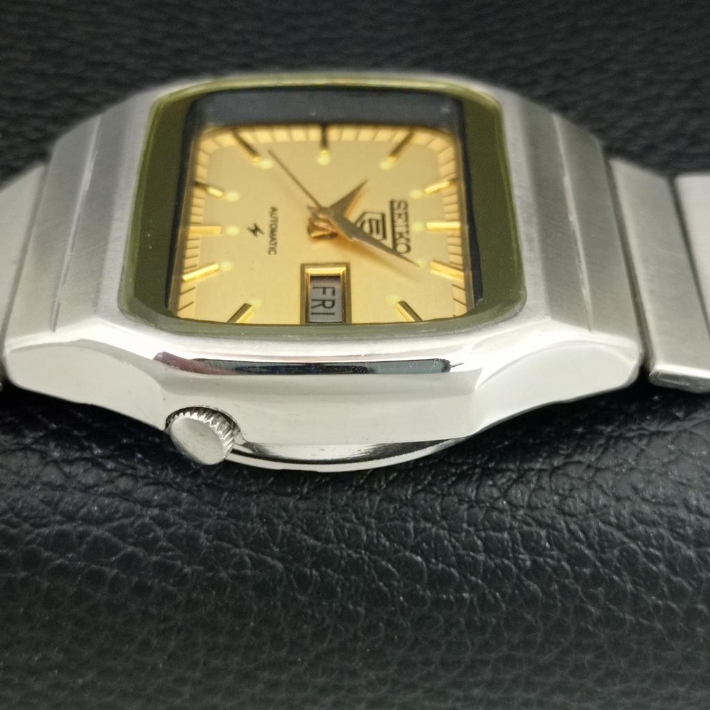 GENUINE VINTAGE SEIKO 5 AUTOMATIC JAPAN MENS GOLDEN COLOR DIAL WATCH A709193-1