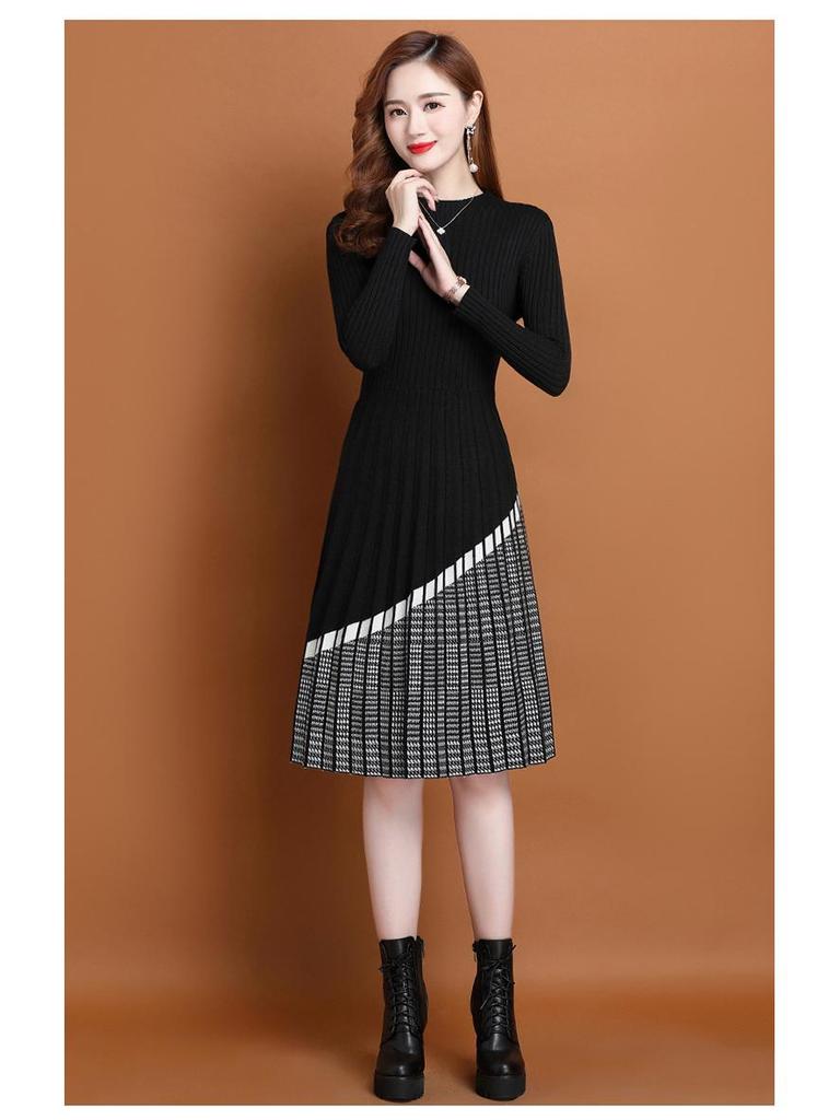 Hengyuanxiang 2025 Herbst/Winter Schlankmachendes Rundhals Modisches Gestricktes Wollkleid