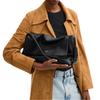 Coach Chelsea 36 Charme Logo Fermeture à Poussoir Avec Poche Zippée Sac à Bandoulière en Cuir Grain Naturel Grand Sac à Bandoulière Femme Noir CDS62-B4BK