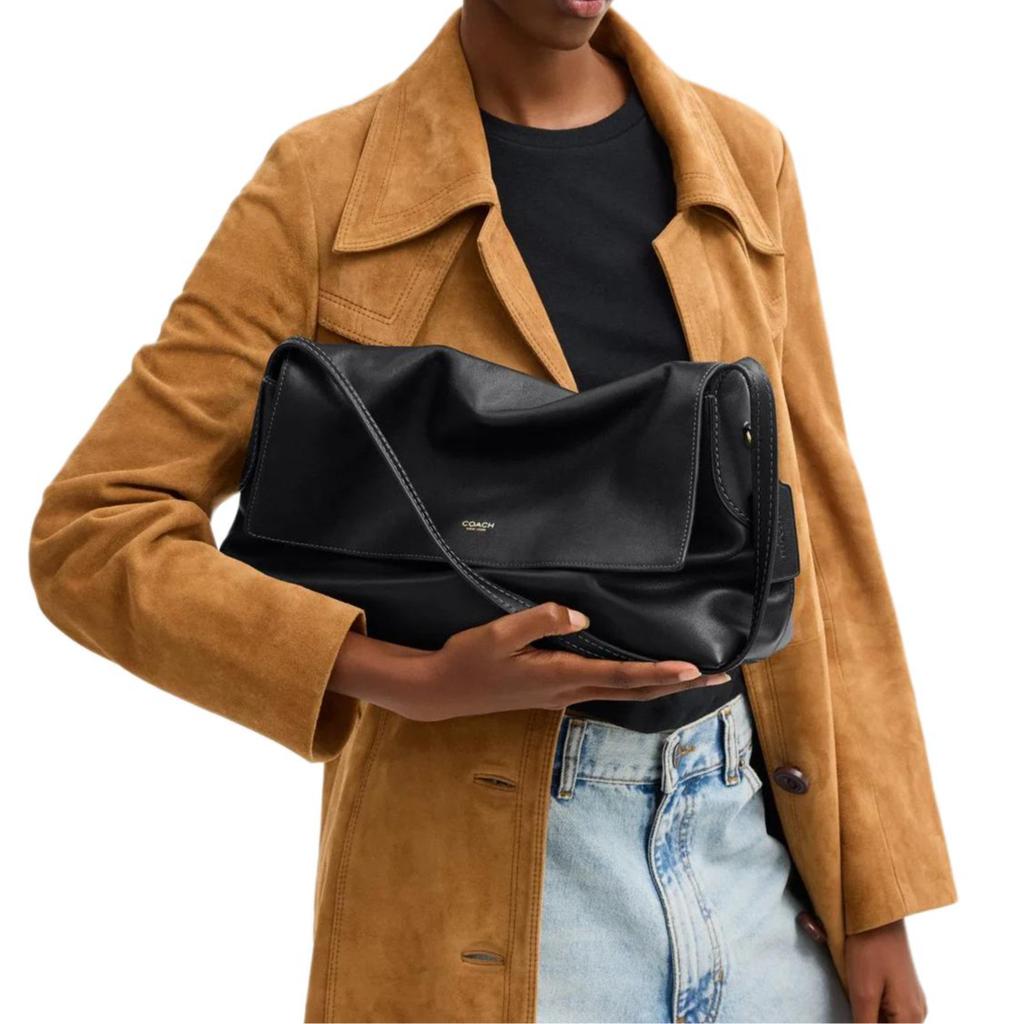 Coach Chelsea 36 Charme Logo Fermeture à Poussoir Avec Poche Zippée Sac à Bandoulière en Cuir Grain Naturel Grand Sac à Bandoulière Femme Noir CDS62-B4BK