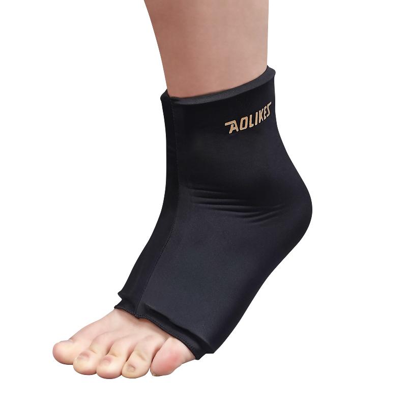 AOLIKES 1PCS Hot and Cold Relief Gel Knee Sleeve,Heat or Ice Therapy for Knee Relief,Contoured Hydrogel Design for Comfort