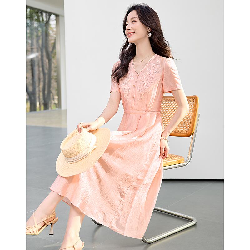 Summer New Slim and Versatile Fashionable Lace Dress