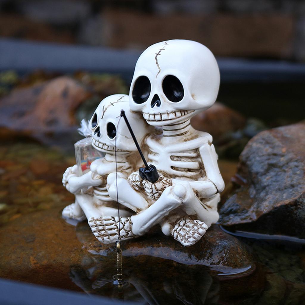 Halloween Skeleton Fishing Statue Parent-Child Fishing Skull Figurine for Landscape Yard Lawn Pond Pool Decor