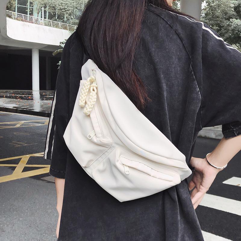 

New diagonal span chest bag, men s shoulder bag, tooling, student sports chest bag, waist bag, men s messenger bag, pleated bag. белый