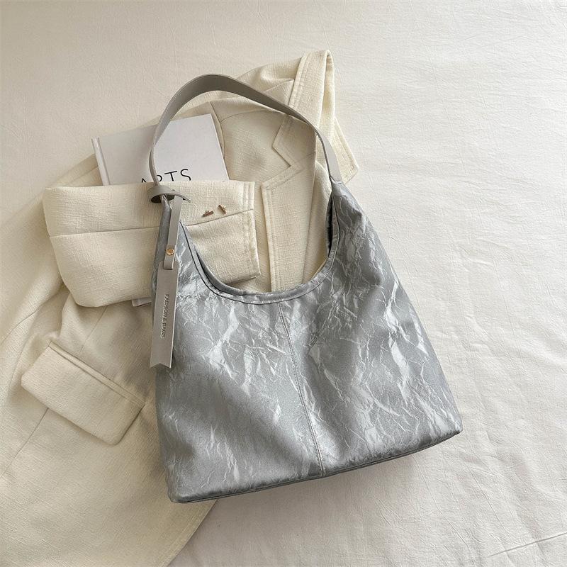 Bag women 2025 new trendy fashion shoulder bag large capacity tote bag temperament commuter messenger bucket big bag