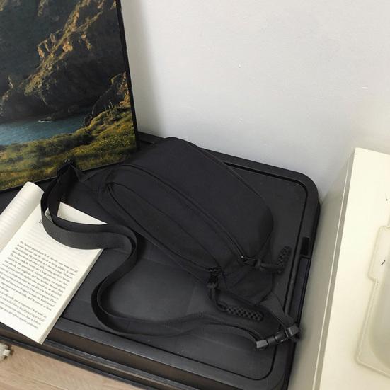 Crossbody Fanny Pack for Women Men Waist Bag Pack with Adjustable Strap Solid Color Belt Bag Pack for Daily Outings Travel