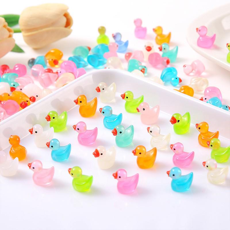 

Mini Luminous Duck Toy Desktop Ornament