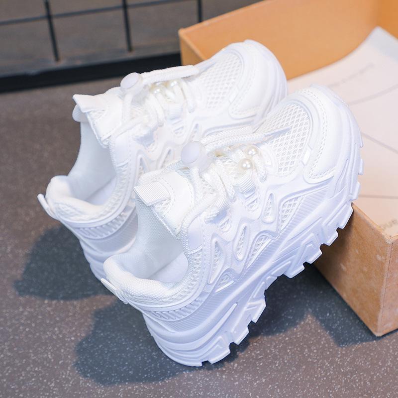 

Туфли для девочек весна и осень 2025 новая однотонная мягкая подошва кожаный верх дышащие одинарные туфли девочки универсальные нескользящие детские кеды 26