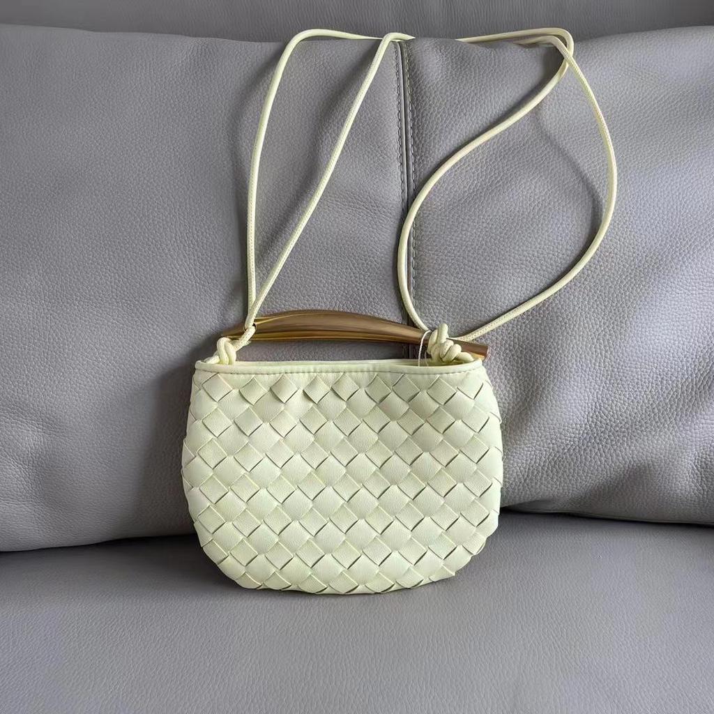Sac Dumpling en Cuir Tissé Haut de Gamme pour Femmes 2023 – Style Épaule/Bandoulière Polyvalent