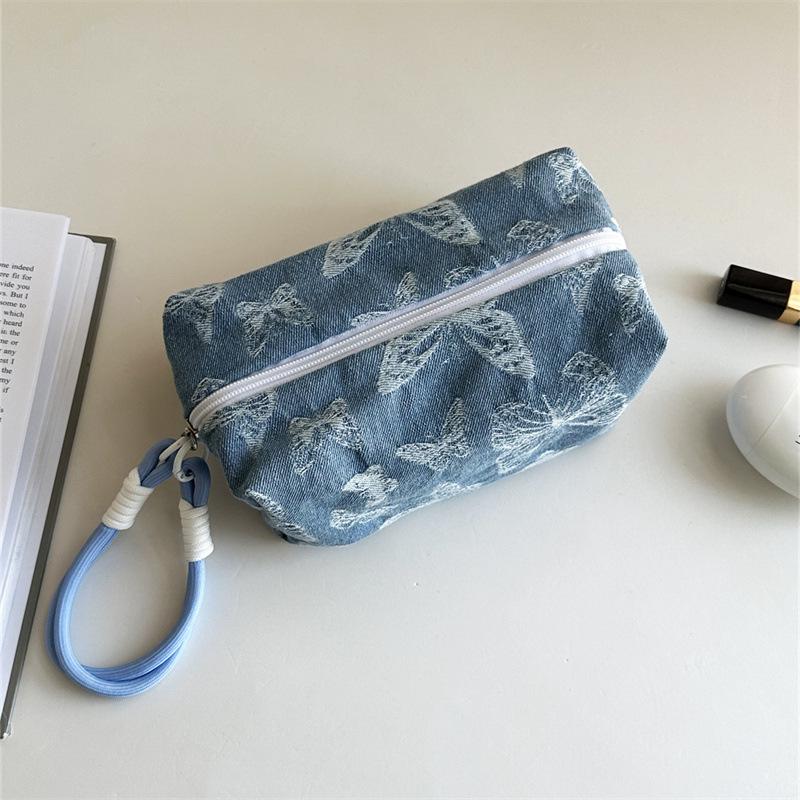 Sweet Girly Plush Large-Capacity Cosmetic and Toiletry Travel Bag