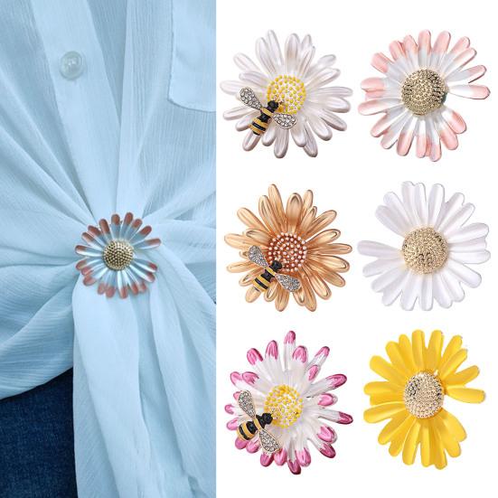 Scarf Button Large Chrysanthemum Alloy Silk Scarf Buckle Anti-Slip Women Scarf Buckle Outfit Accessory