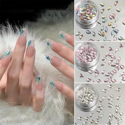 30 Pz/Scatola Punte per Unghie Irregolari Nail Art 3D Pietre Preziose Perle Fai da Te Decorazioni Manicure Accessori
