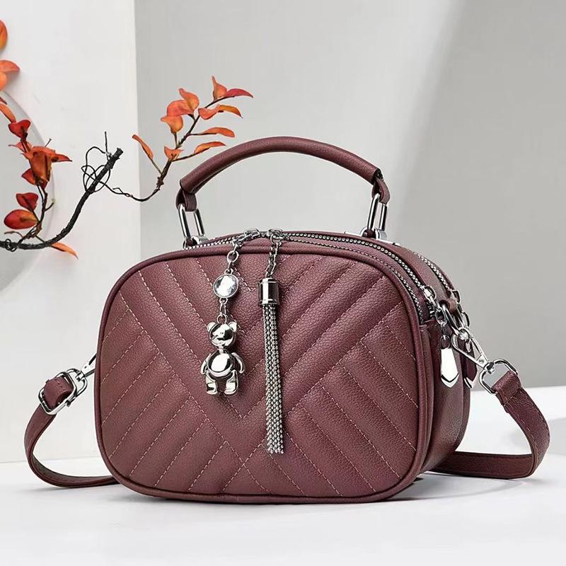 Women's Bag New Fashion Women's Large-capacity Portable Shoulder Messenger Bag Tide