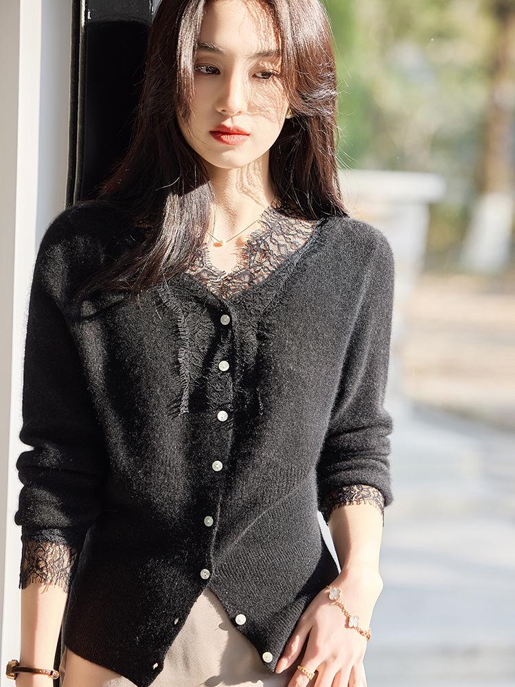 Versatile Cashmere Lace V-neck Sweater - Trendy Autumn/Winter Knitwear