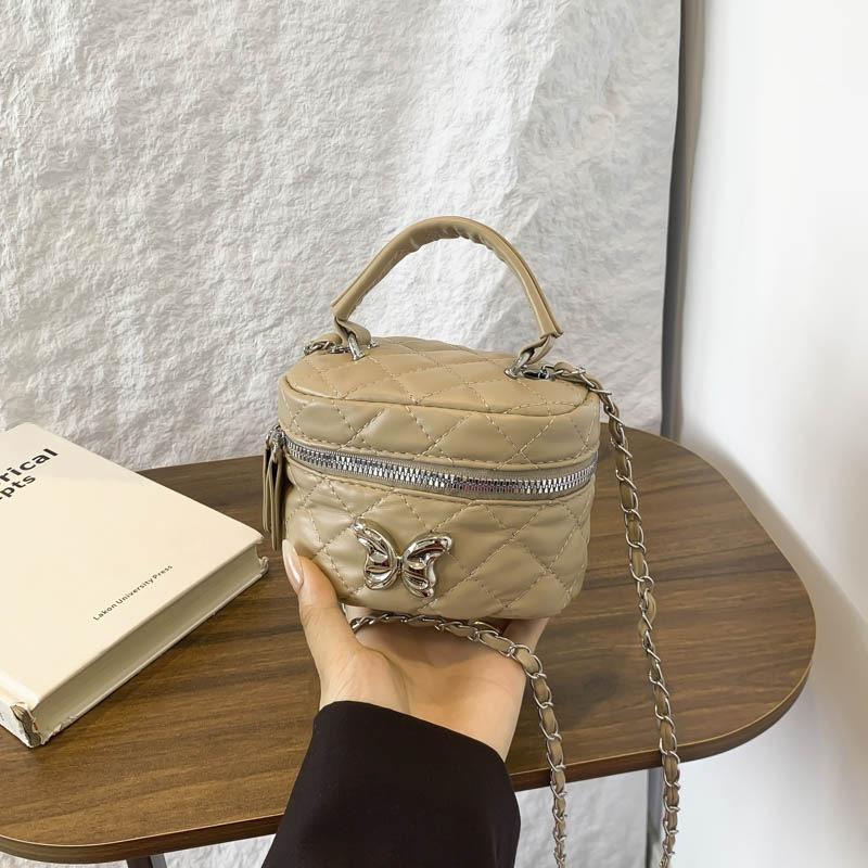 New Fashion Portable Butterfly Mini Exquisite Women's Bag Embroidery Thread Oblique Span Lipstick Bag Tide