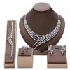 Luxus Rubinpendant-Ketten- und Ohrring-Set - 4-teiliges Hochzeits- und Abendaccessoire-Set
