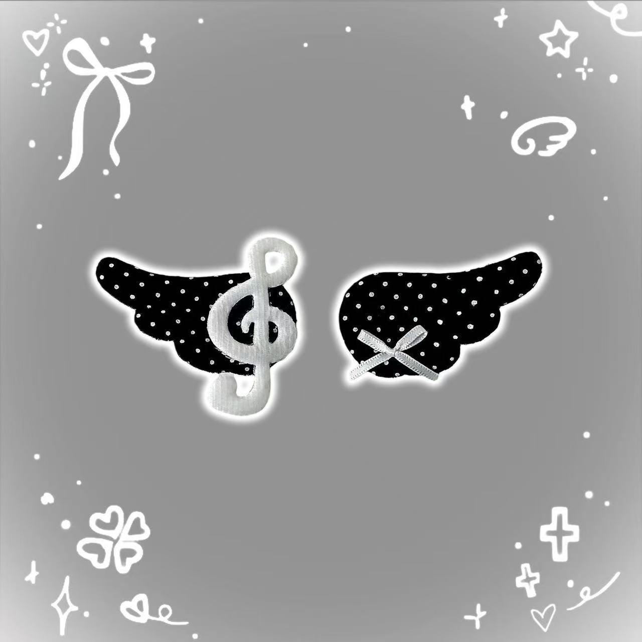 

Y2K Cute Wing Polka Dot Notes White Black Angels Hairclips for Girls Sweet Subculture Korean Hair Clips Head Side Headwears Gift