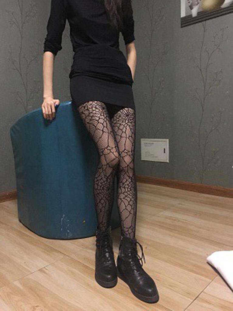 Sexy Spider Web Fishnet Pantyhose For Women Dark Hollow Out Net Stockings Sheer Mesh Tights Fashion Hollow Lace Design