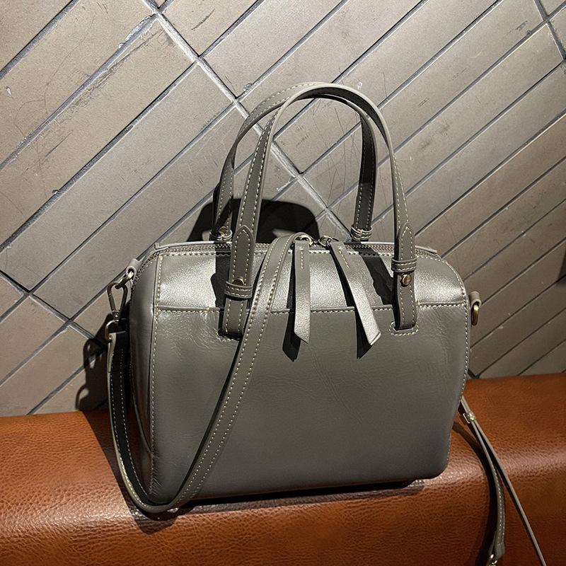 Kožená taška Dámská jarní/letní crossbody taška Dojížděcí ruční taška přes rameno Vintage nákupní taška