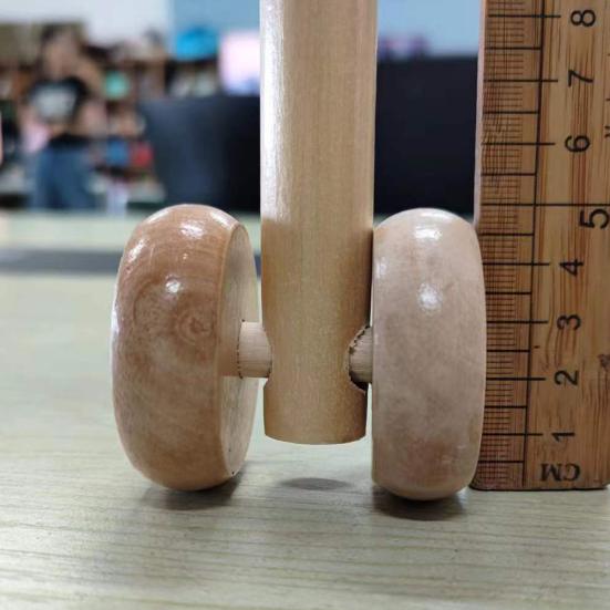 Plüsch-Steckenpferd-Spielzeug für Kinder, handgefertigt, Steckenpferd auf einem Stock, Rollenspiel, simulierter Ponykopf, Reitstock-Spielzeug mit Holzrädern