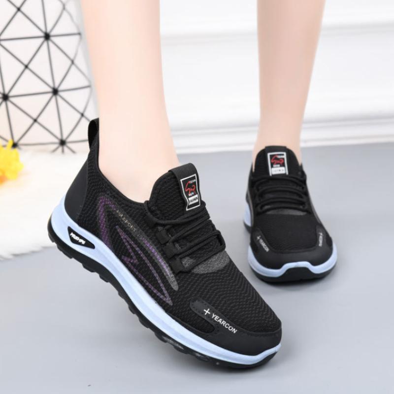 Women's Winter Sneakers with Fur Lining - Warm, Lightweight, and Anti-Slip