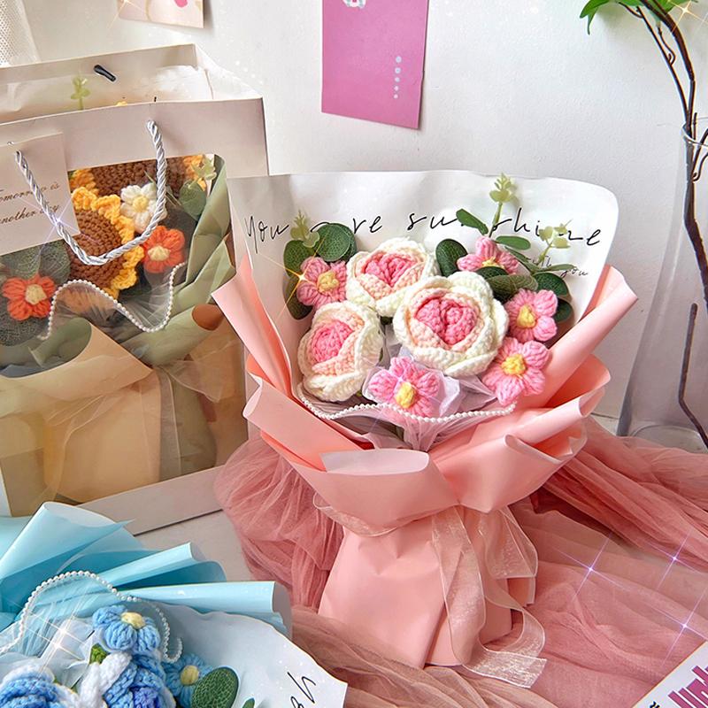 Crochet Bouquet Mother's Day Gift Finished Knitted Flowers Wedding Gifts for Guests Flower Bouquet Party Anniversary Couple Gift