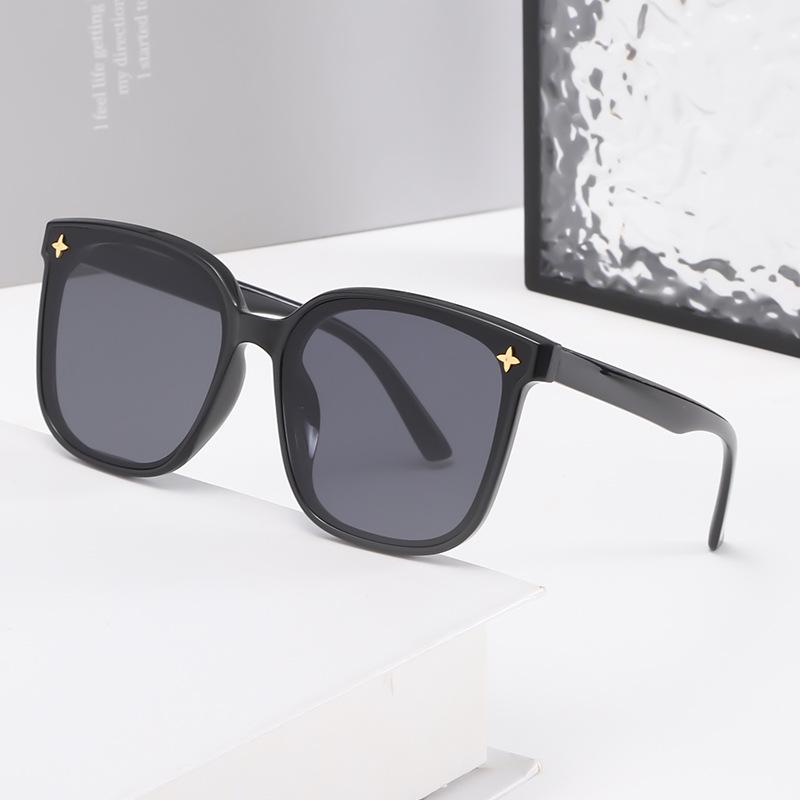 Korean-Style Large Square Frame Sunglasses: High-End Fashion & Sun Protection 