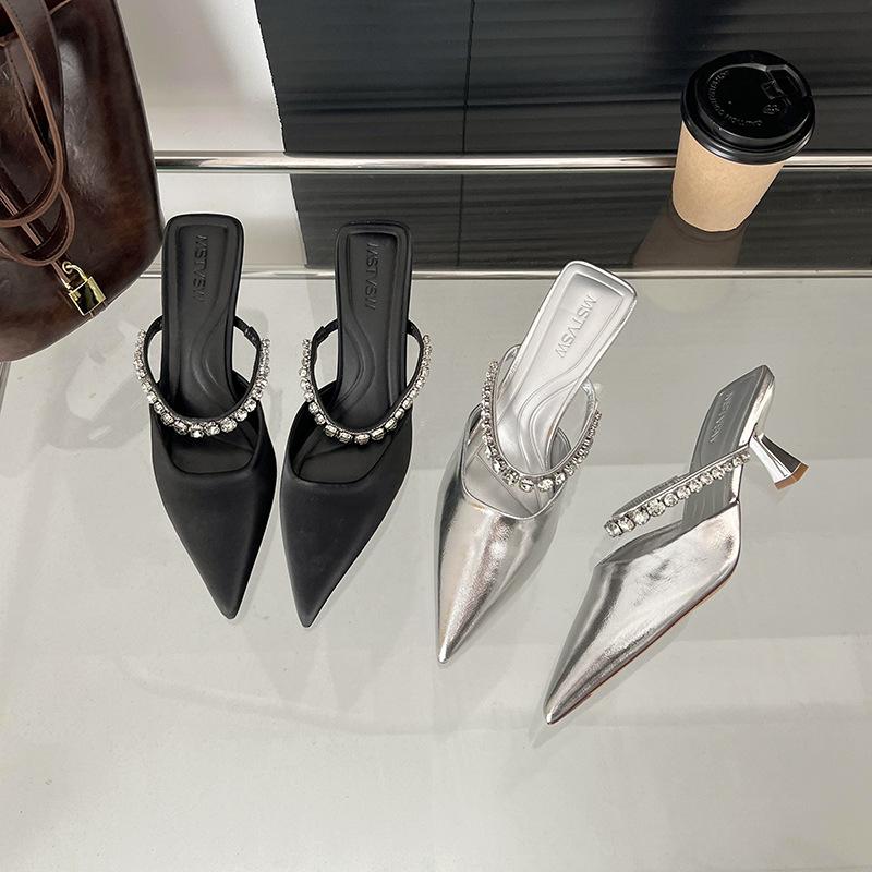 Large size slippers women's spring and summer new rhinestone low-heeled pointed one-pedal high-heeled slippers women