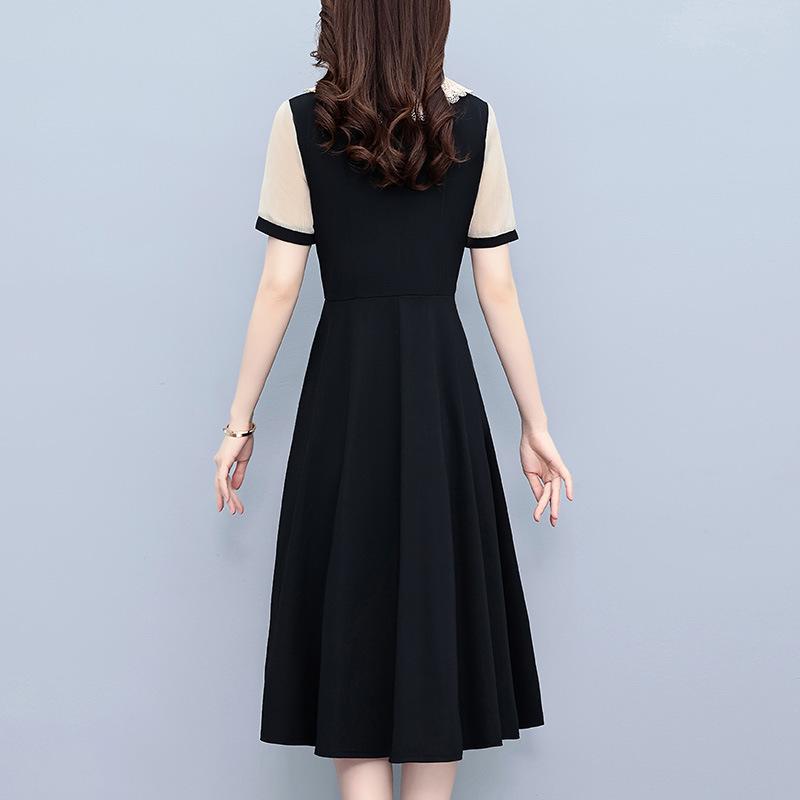 Plus Size Elegant Slimming Dress - Short Sleeve, Two-Piece Look, Summer Fashion.