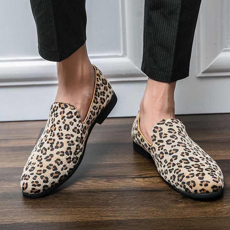 Large size men's leopard print small leather shoes 2025 new British trend foot loafers foreign trade casual men's shoes