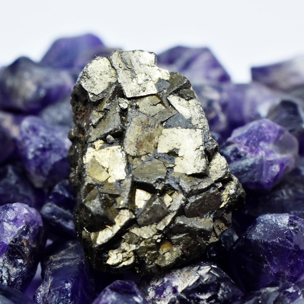 72.40 Ct Mineral Pyrite Crystal Natural Uncut Raw Rough Loose Gemstone