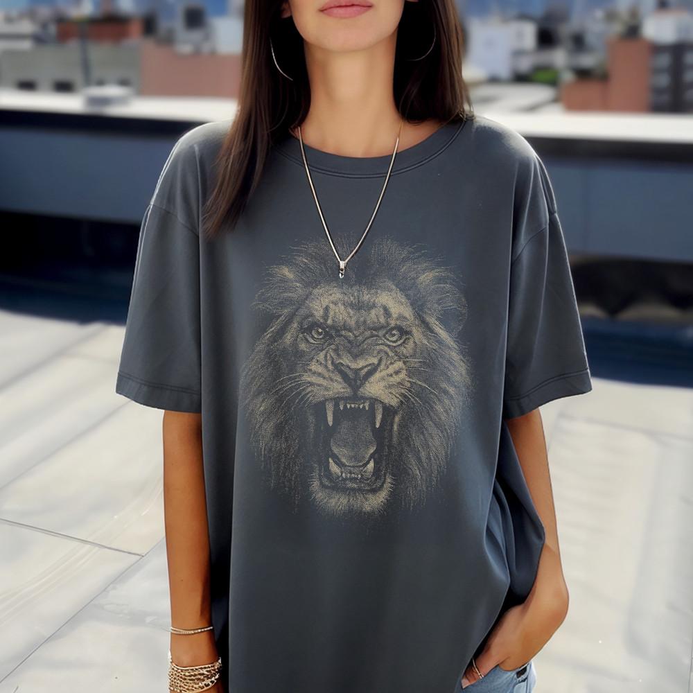 Majestic Lion TShirt | Roaring Graphic Tee Unisex Animal Lover Gift Unisex T-Shirt L