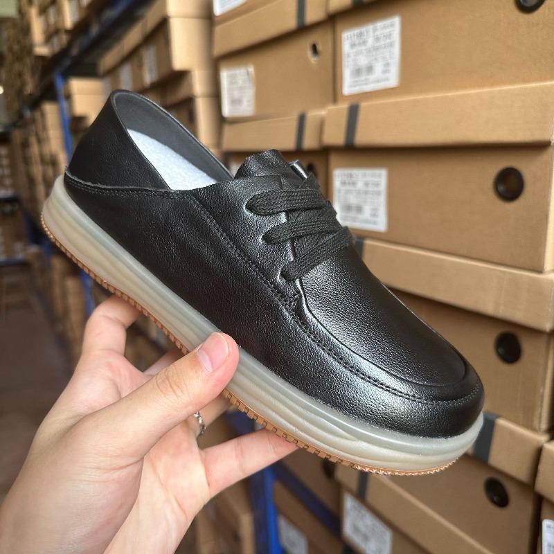 

Універсальні жіночі однотонні туфлі на пласкій підошві з м яким верхом на шнурівці для повсякденного носіння 40 чорний