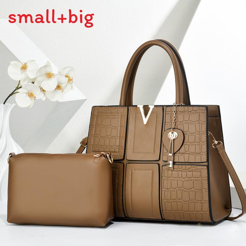 Pu Crocodile Textured Shoulder Bag With Splicing Design For Daily Use Women