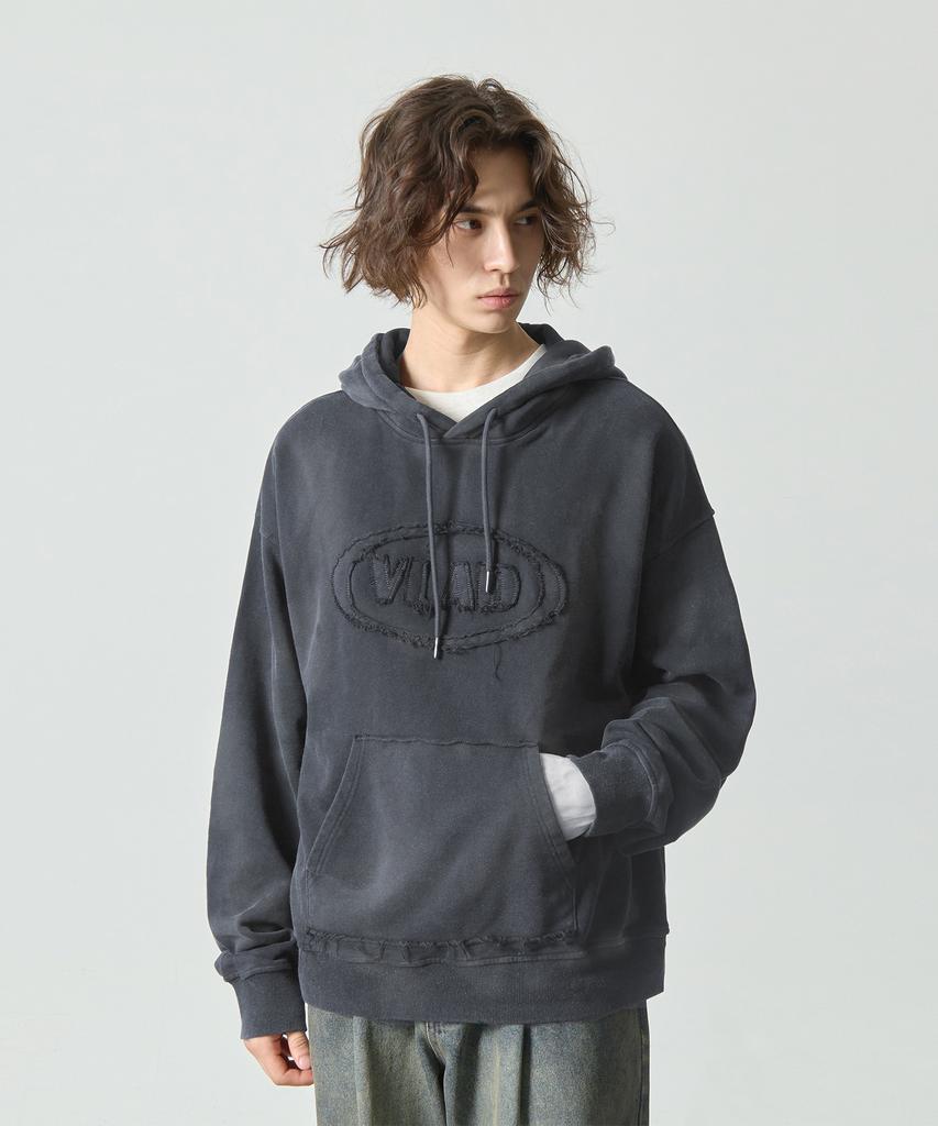 Vlad Cutoff Applique Hoodie_Charcoal